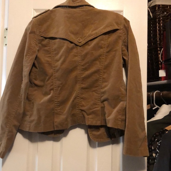 Loft Jacket - Picture 3 of 4